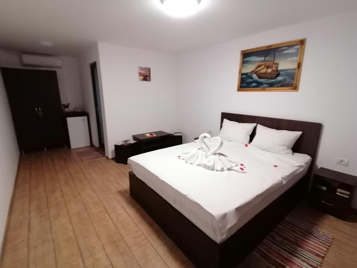 Casa Mura Două Mai Esterno foto