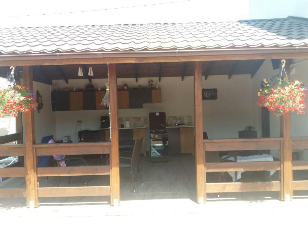 Casa Mura Două Mai Esterno foto